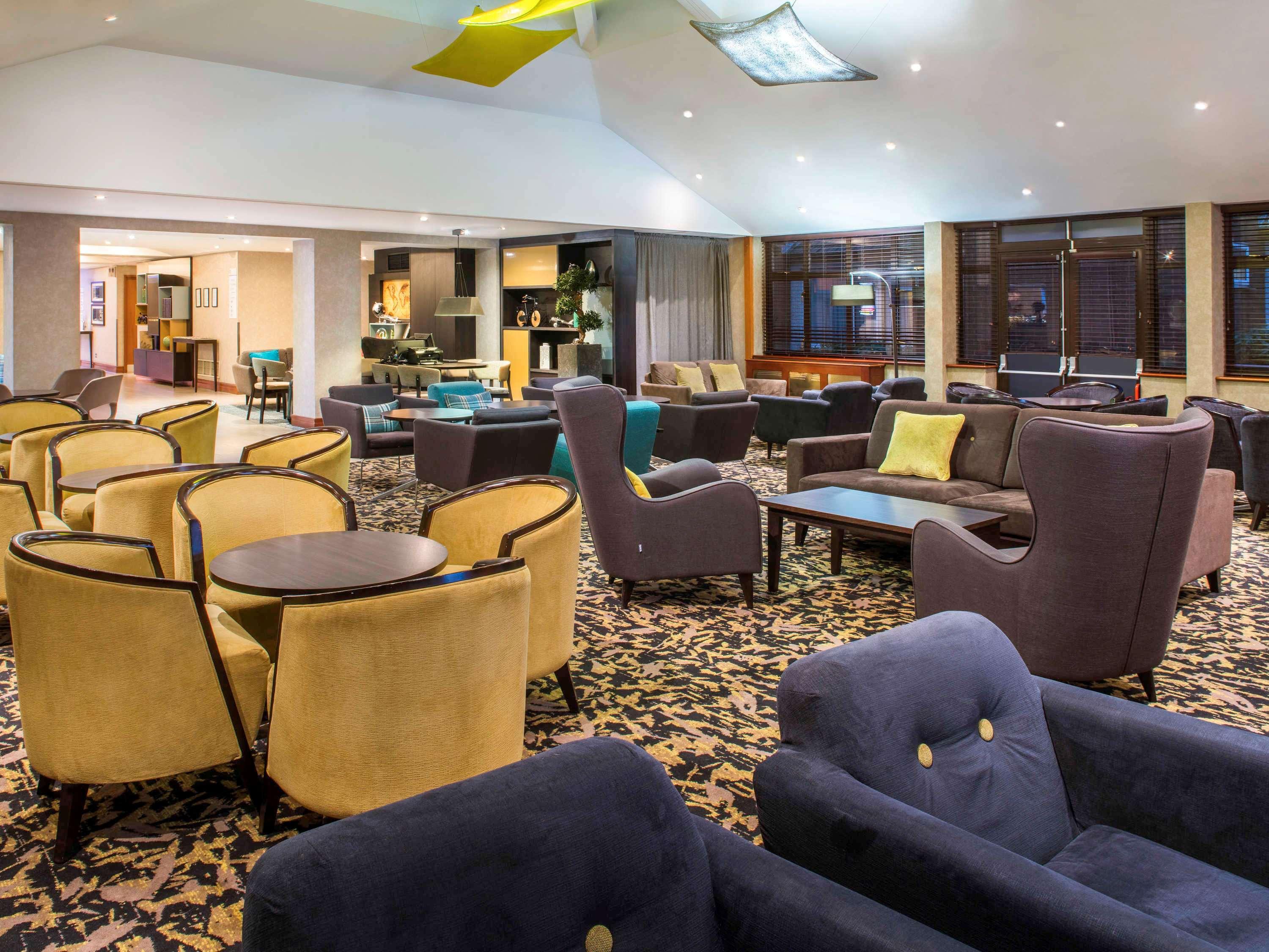 Mercure London Heathrow Airport Hillingdon Exterior foto