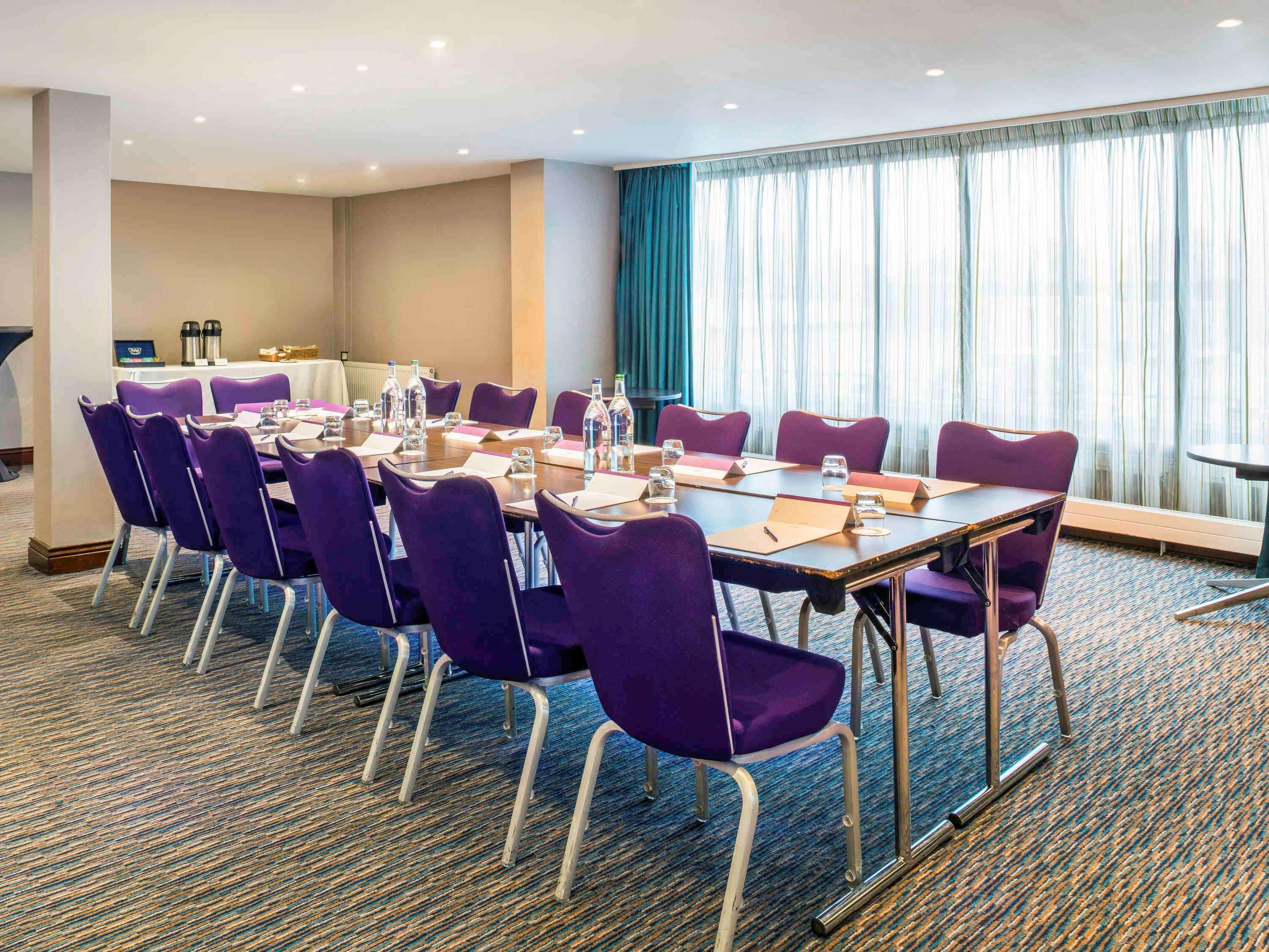 Mercure London Heathrow Airport Hillingdon Exterior foto
