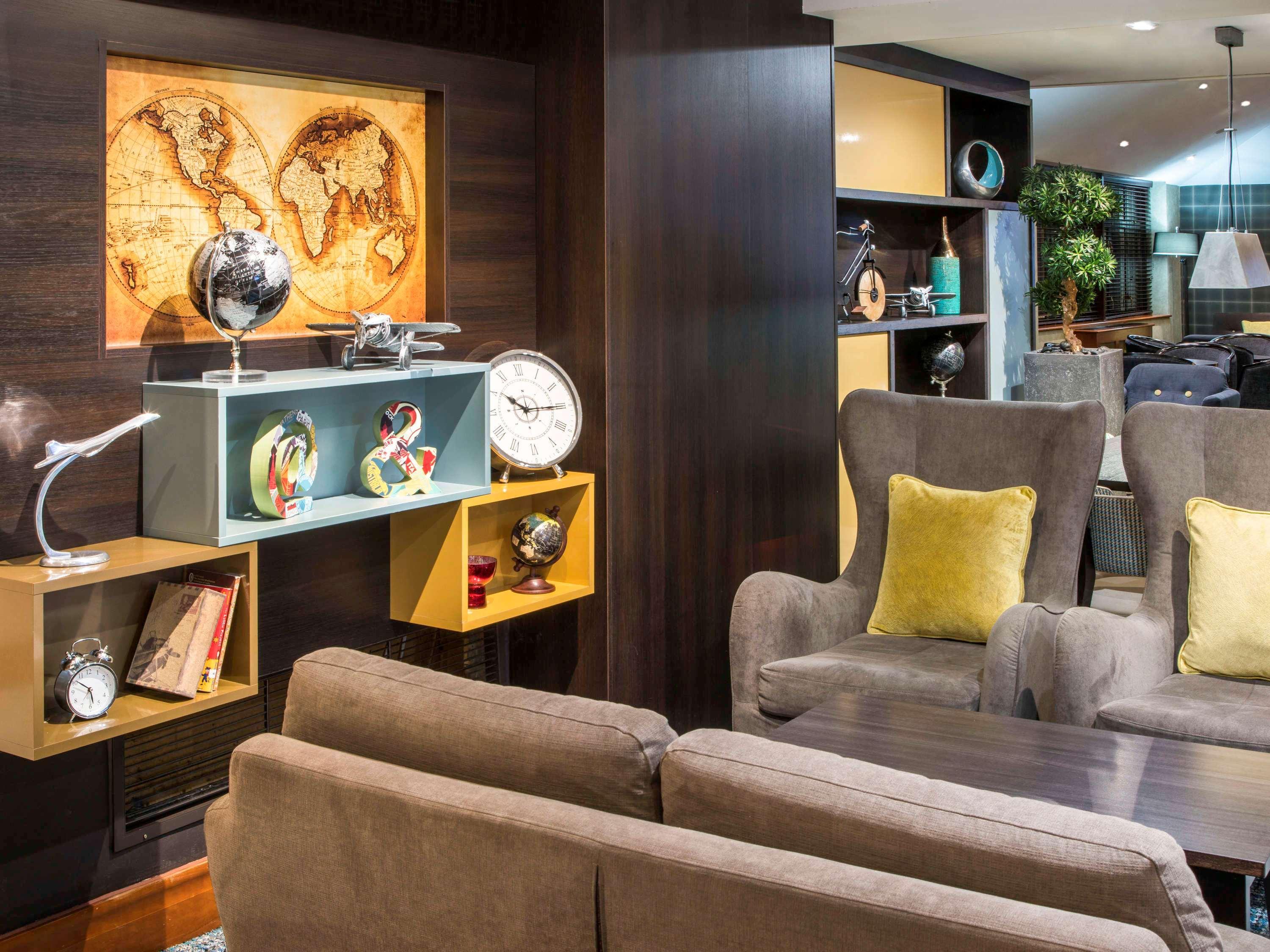 Mercure London Heathrow Airport Hillingdon Exterior foto