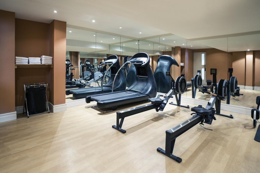 Mercure London Heathrow Airport Hillingdon Exterior foto