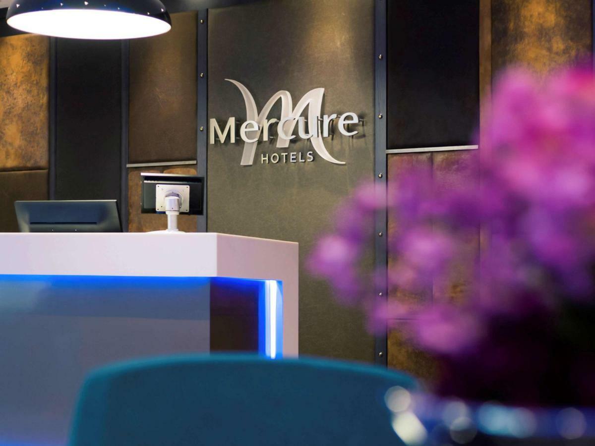 Mercure London Heathrow Airport Hillingdon Exterior foto